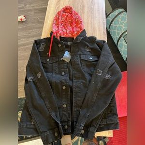 Forever 21 Men’s jean jacket with hood, size M